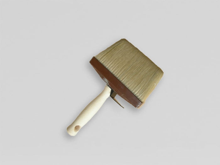 Kastenpinsel für Terrassenöl Echtborstenpinsel mit braunem Kunststoffkorpus