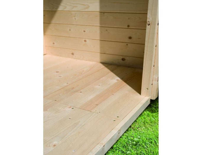 Fußboden Sockelmaß 460 x 370 cm naturbelassen