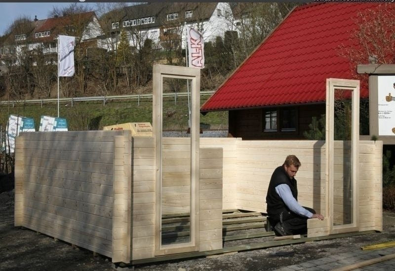 Montage Karibu Gartenhaus Lagor 2 (Deutschland)