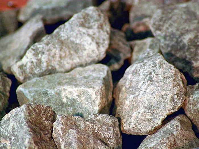 Nanja - Karibu Sauna Plug & Play 3,6 kW Ofen, int. Steuerung - mit Dachkranz - Energiespartür