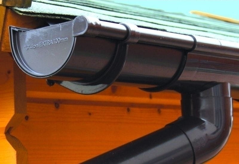 Zusatzfallrohrset RG100 für Terassenüberdachung, braun